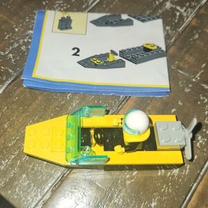 LEGO Stunt Club Set,1992  Wave Runner  complete with instructions.